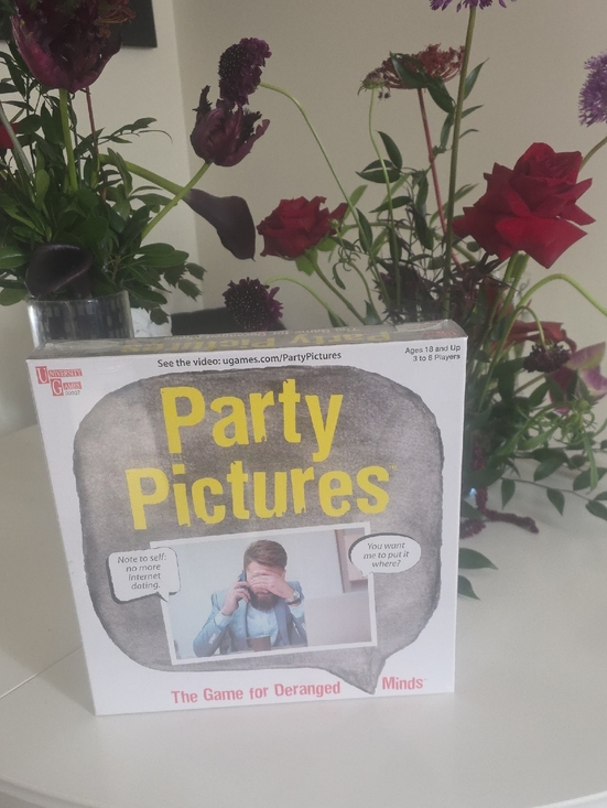 Other - Party Pictures Party Game - White (Ungame)
